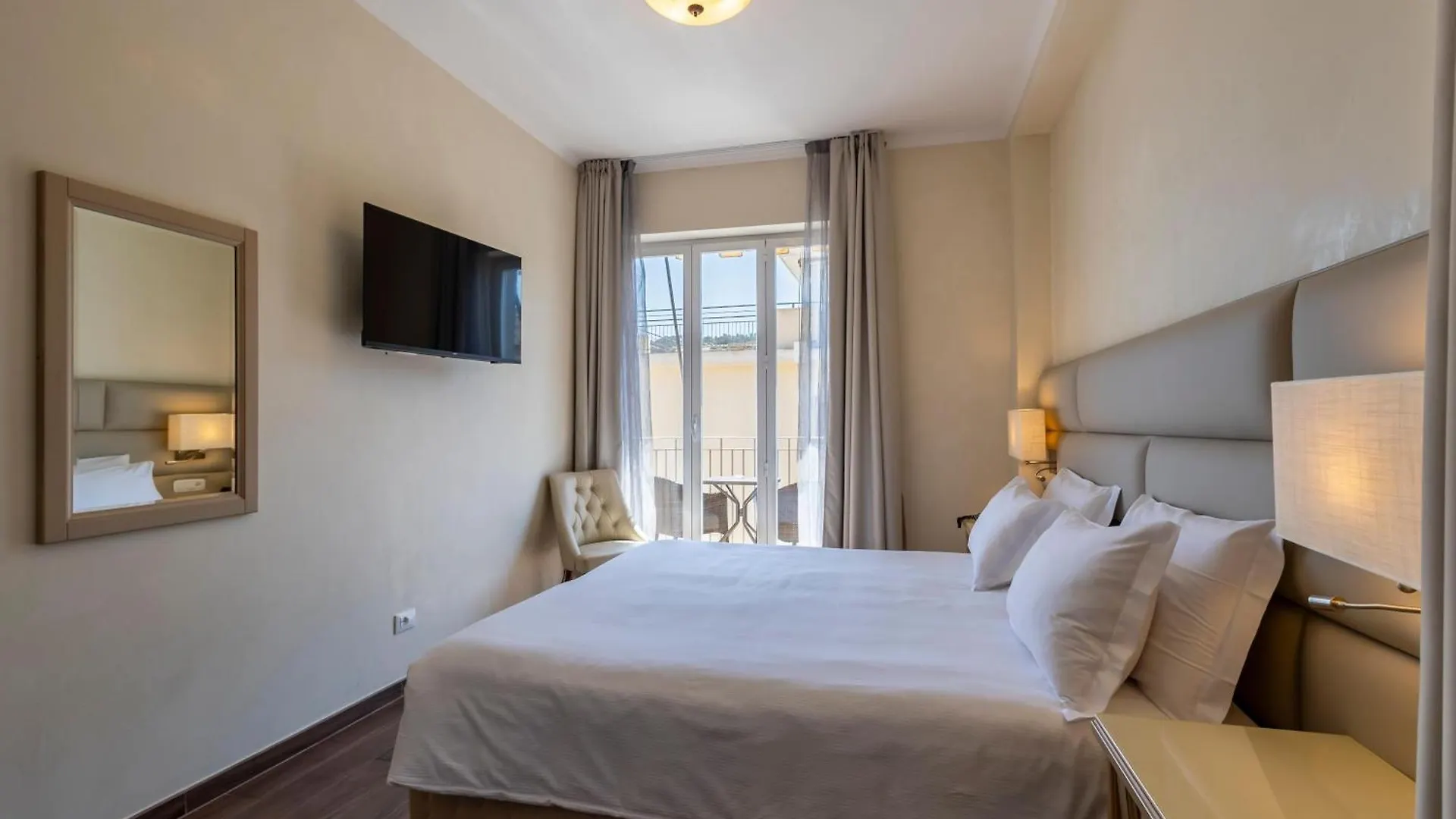 B&B Hotel Diano Marina Palace 4*,