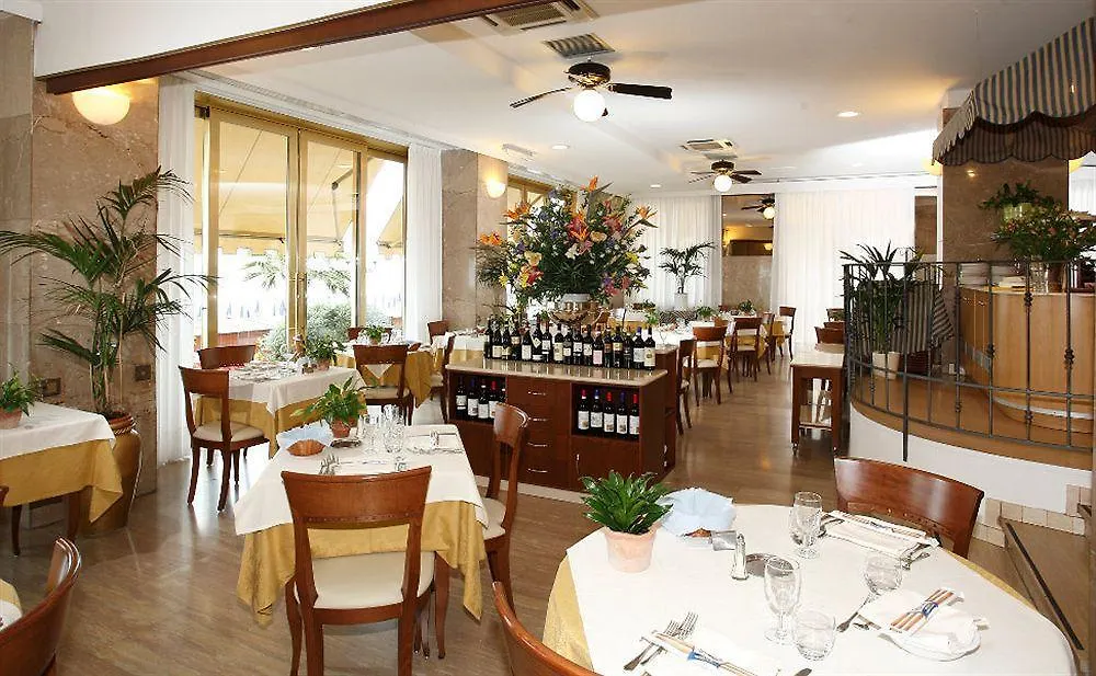 B&B Hotel Diano Marina Palace 4*,  Италия