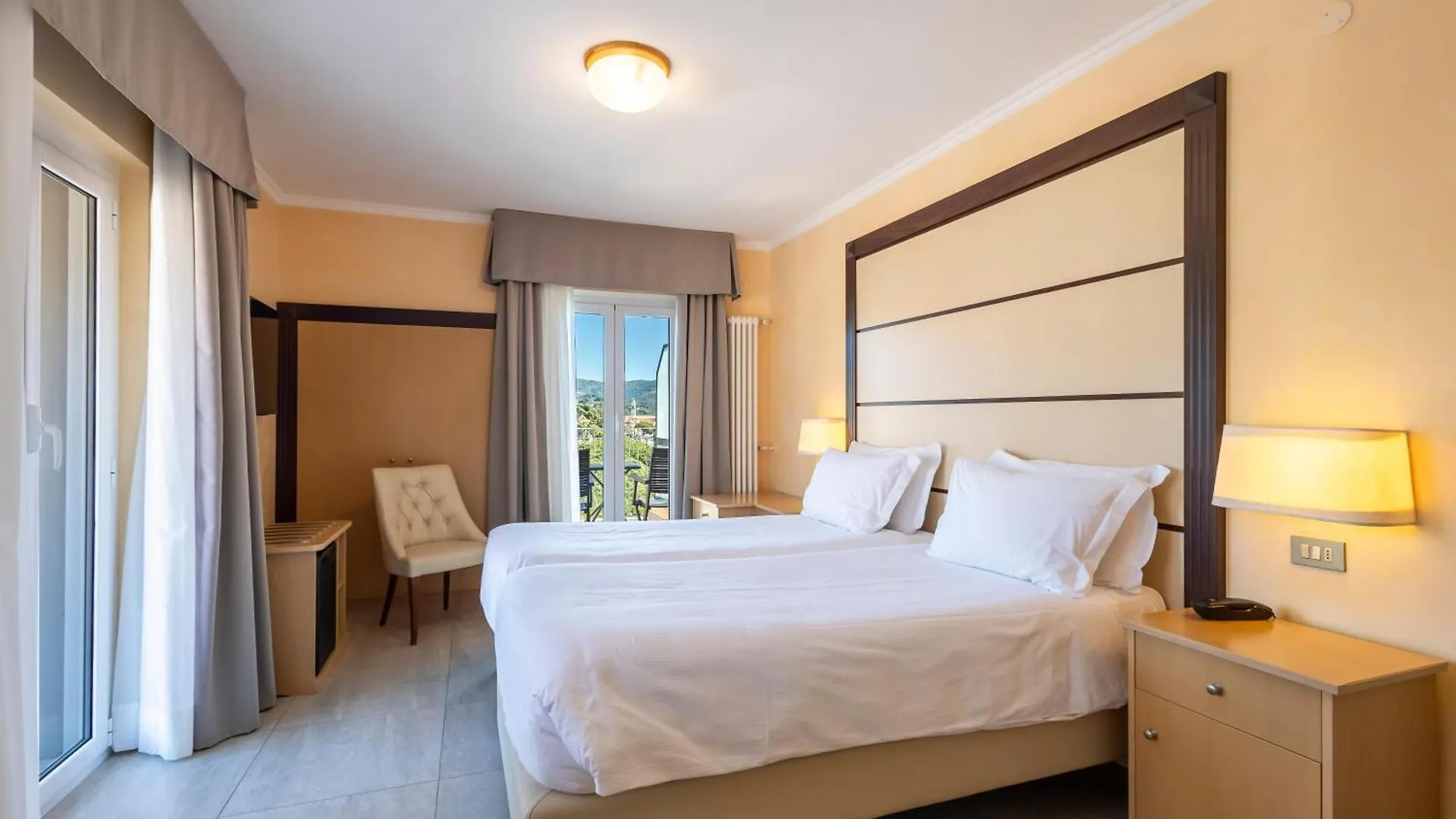 B&B Hotel Diano Marina Palace 4*,
