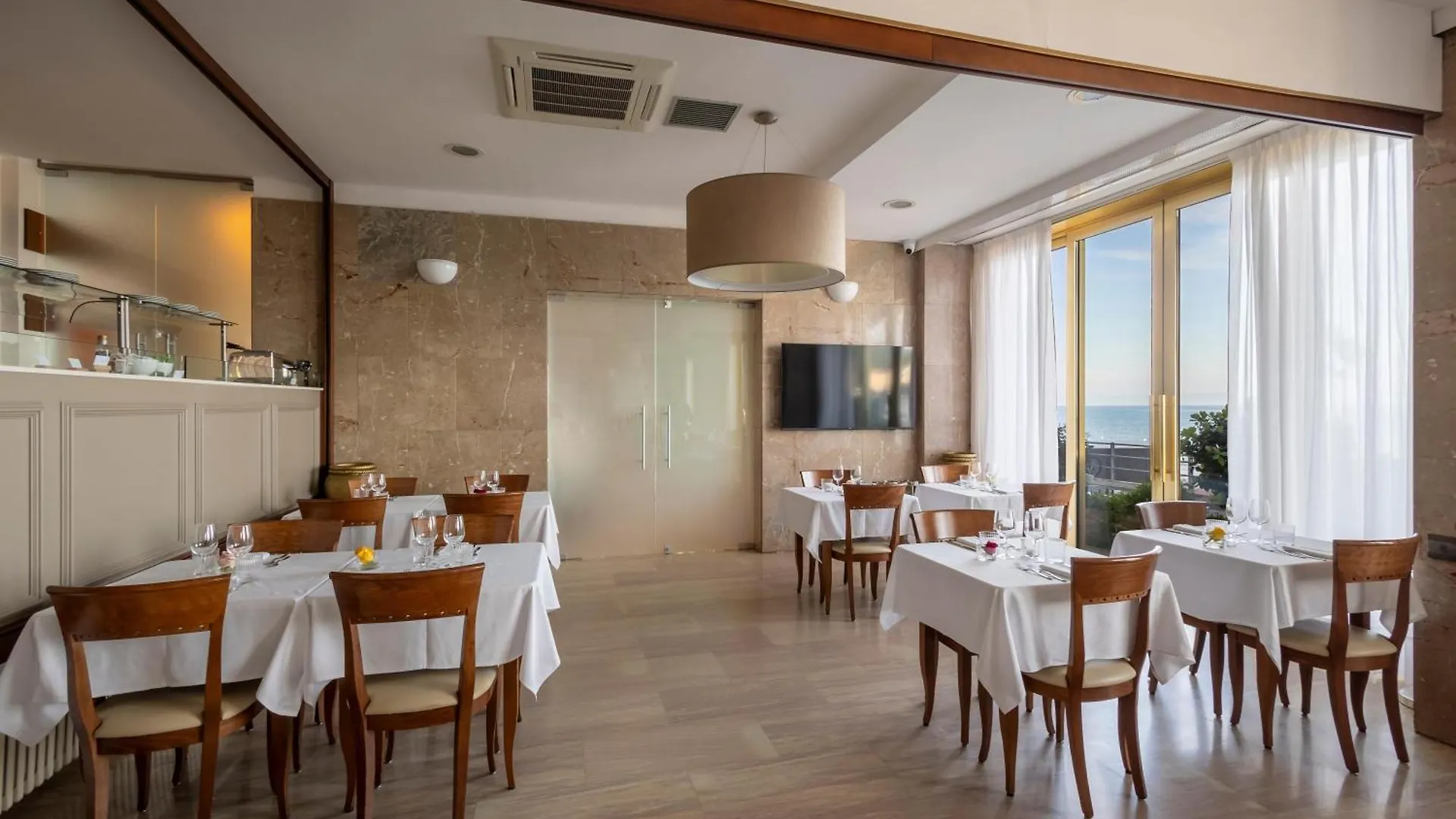B&B Hotel Diano Marina Palace