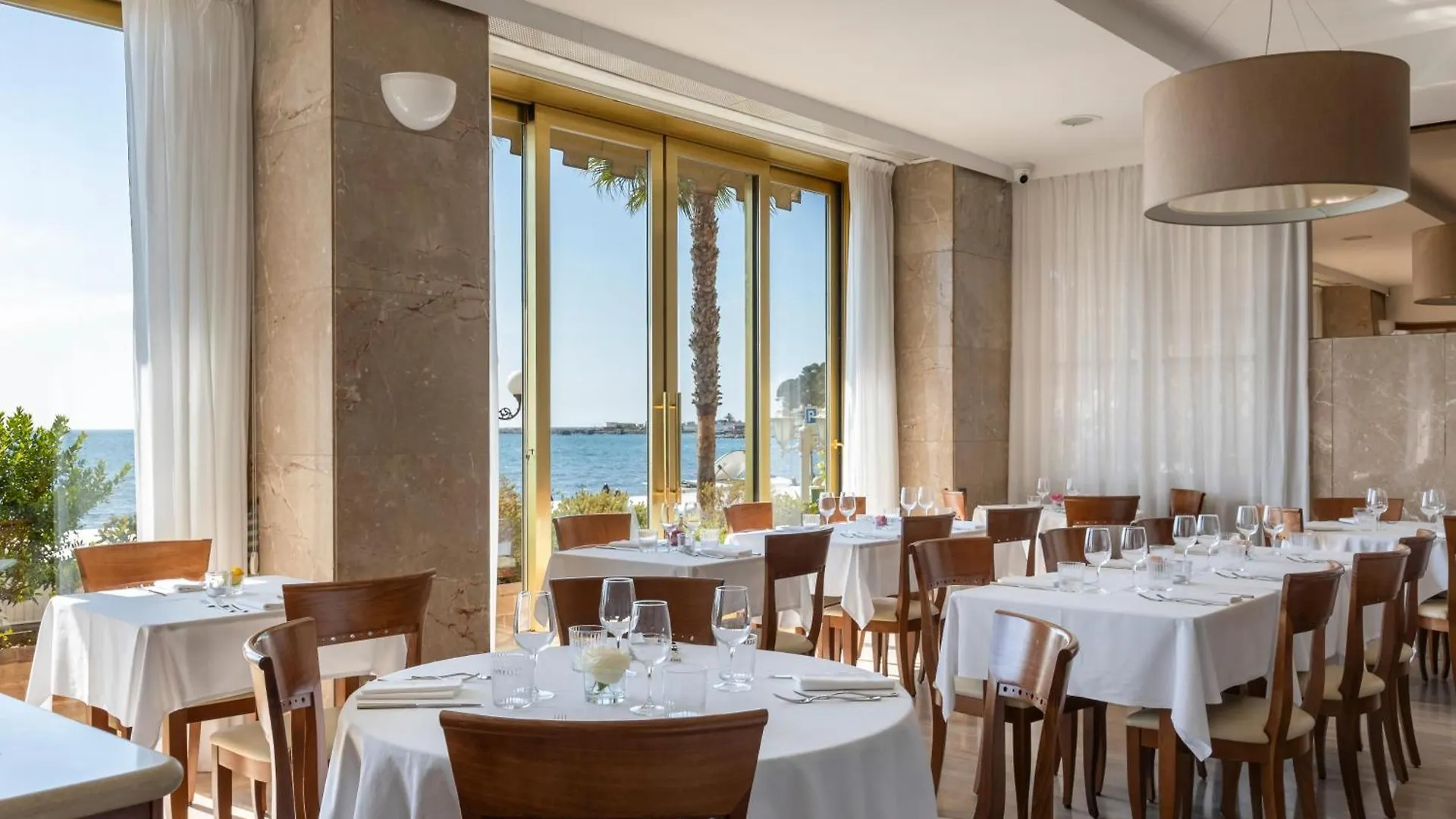 B&B Hotel Diano Marina Palace