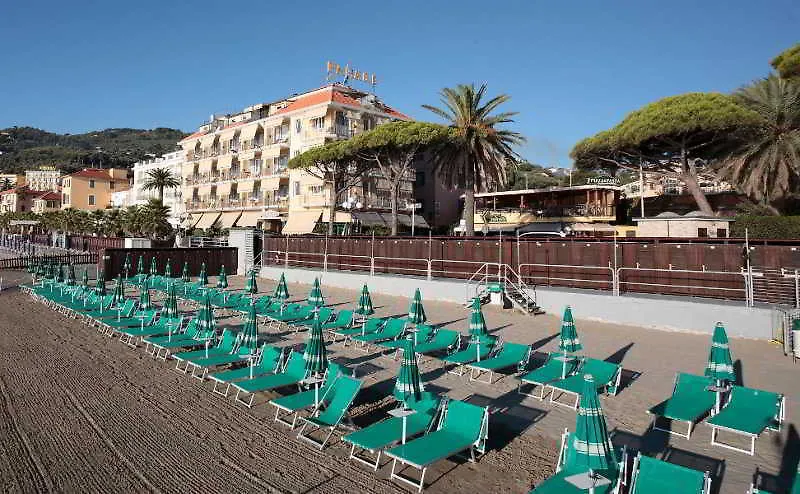 B&B Hotel Diano Marina Palace
